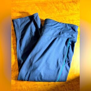 Tangerine leggings, calf length, excellent condition, size small